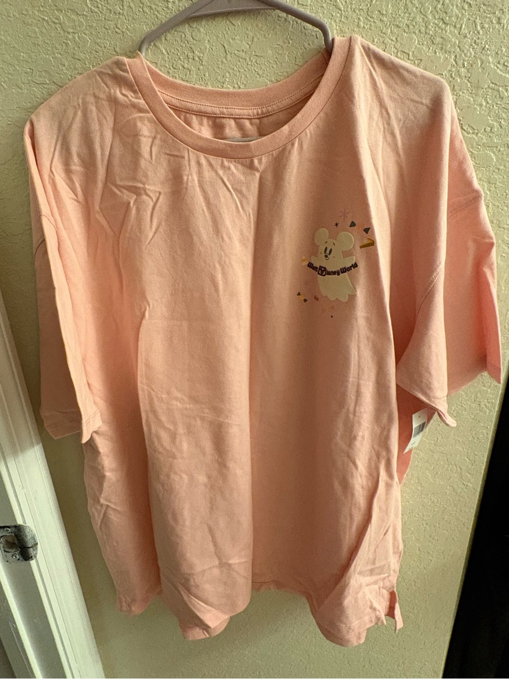 Walt Disney World Exclusive 'FA-BOO-LOUS' Pink Halloween Graphic Tee BRAND NEW! - Picture 4 of 6